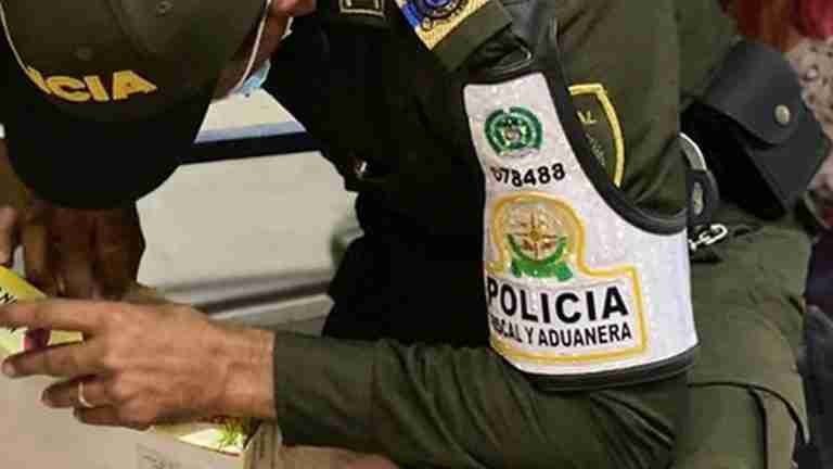 Condenados miembros de la Policía Fiscal y Aduanera por pedir dinero a comerciantes