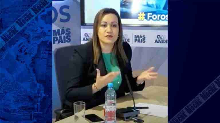 Un cambio más en la reforma a la salud y la ministra Carolina Corcho renunciará a su cargo
