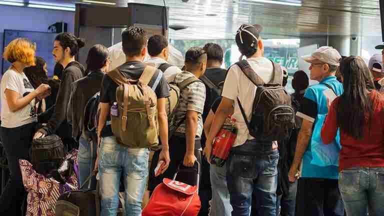Abrieron punto de atención a migrantes en la Terminal del Norte