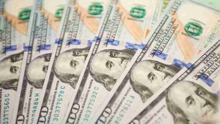 Cambios políticos y dólar al alza en un promedio de $4.655