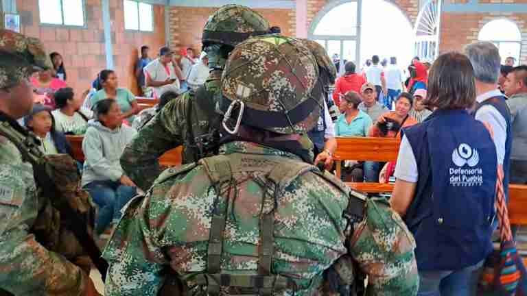 Polémica por retención ilegal de militares en el Cauca