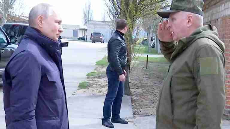 Vladímir Putin visitó a sus tropas en regiones ocupadas de Ucrania