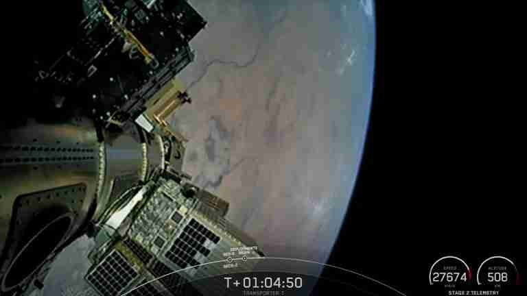 Fuerza Aérea Colombiana lanza su segundo satélite al espacio