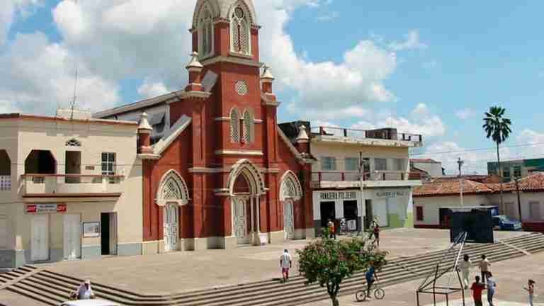 Hombre hizo disparos al aire, se enfrentó a la policía y fue abatido en Puerto Berrío