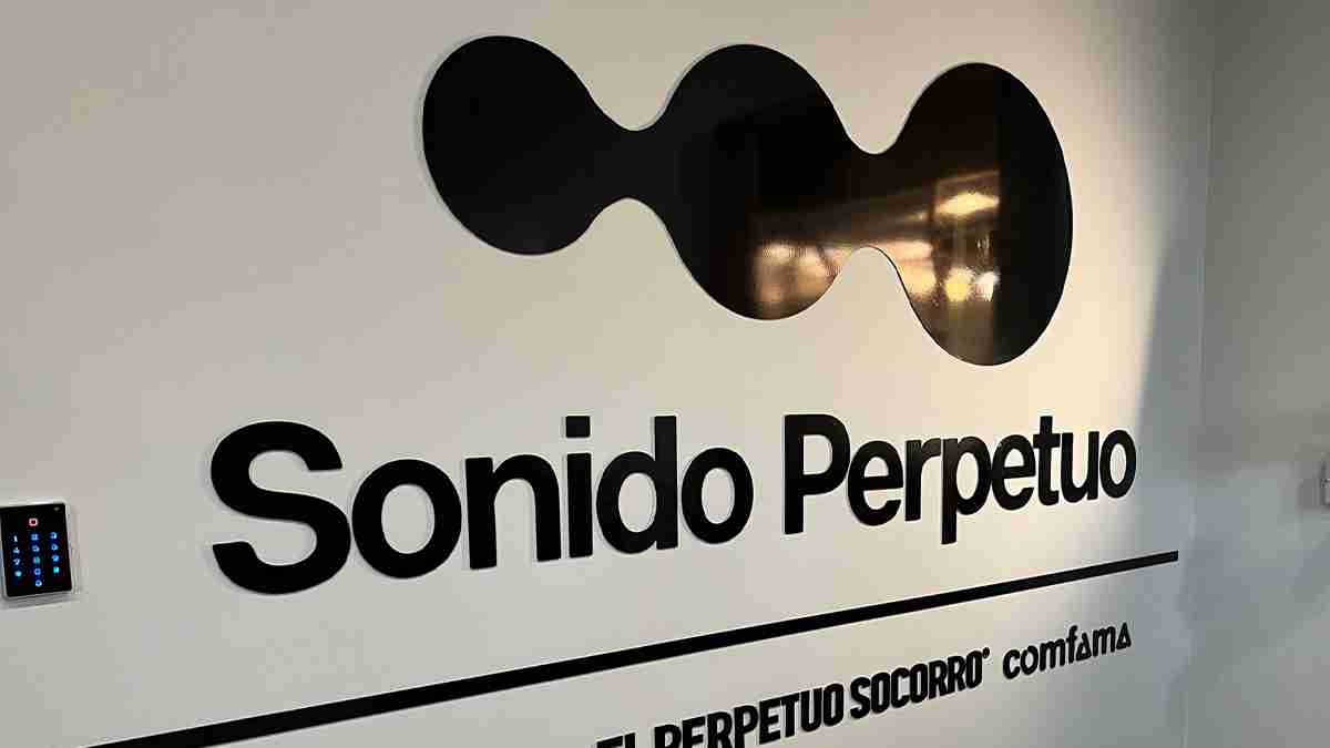 Sonido Perpetuo, el estudio musical público de Medellín