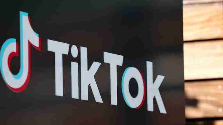 Reino Unido multa a TikTok por vulnerar privacidad de los niños
