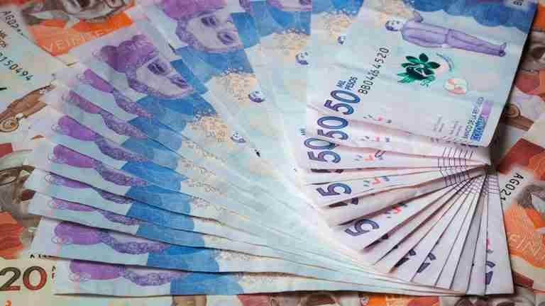¿El salario mínimo establecido por regiones?