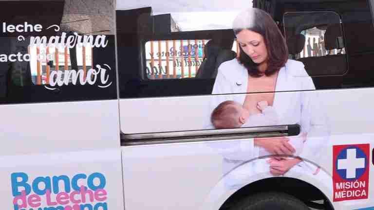 Antioquia estrena el primer carro recolector de leche materna
