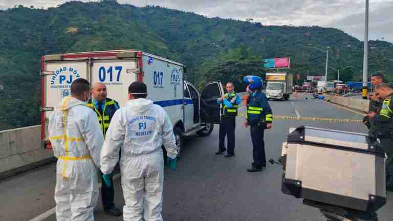La Alcaldía de Medellín ofrece apoyo gratuito a familias de fallecidos en accidentes de tránsito