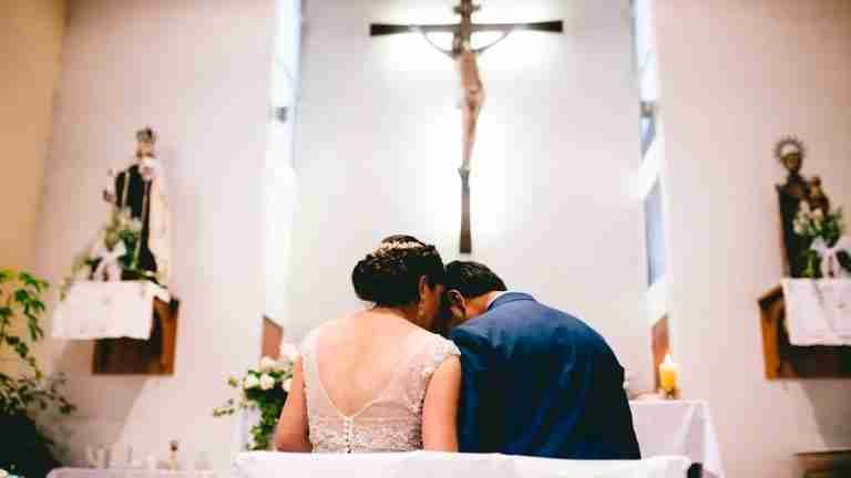 El amor verdadero según 1 Corintios 13: Una guía para parejas
