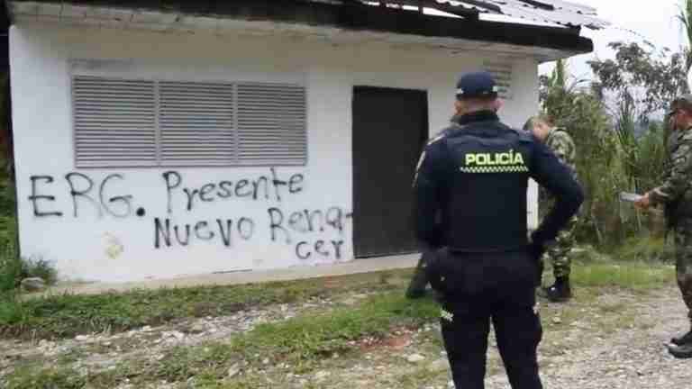 En municipio de Alejandría aparecen letreros alusivos al Ejército Revolucionario Guevarista – ERG