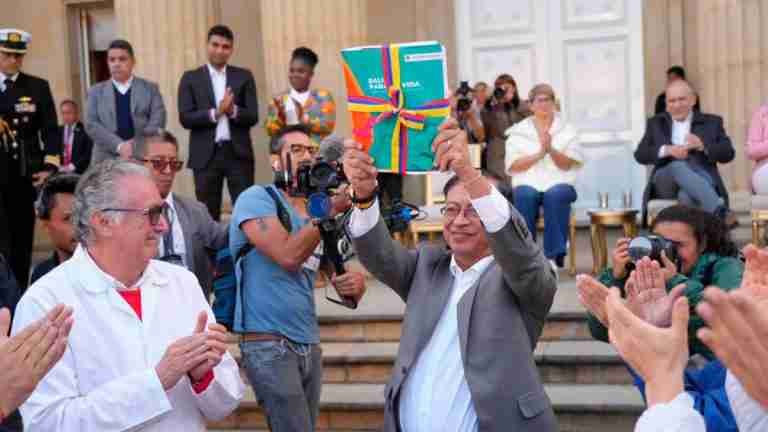 “Retiren la reforma a la salud”. Llamado urgente al Gobierno Nacional