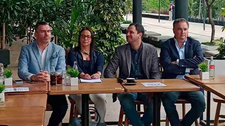Valderrama, Carrasquilla, Benjumea y Cuartas se unen para aspirar a la Alcaldía de Medellín