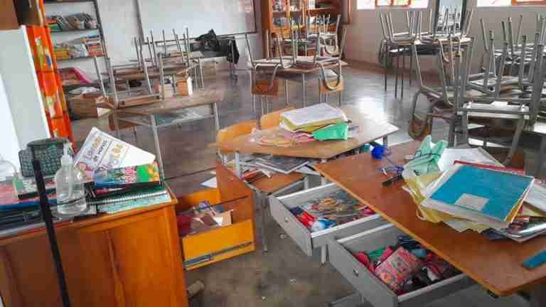 Robaron la escuela de una vereda de Barbosa y los ladrones hasta durmieron en la institución