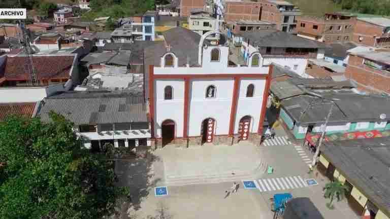 A la cárcel hombre señalado de abusar sexualmente de su hermana de 15 años en Peque