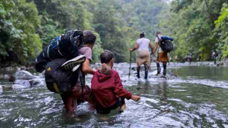 Migrantes que no pueden llegar a Estados Unidos por Tapón del Darién buscan en Colombia el estatus de refugiados