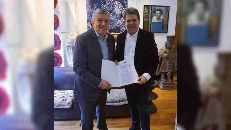 Eugenio Prieto le ganó el pulso a Julián Bedoya y se quedó con el aval del partido Liberal