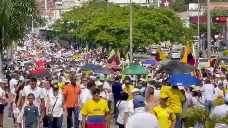 Cali madrugó a marchar