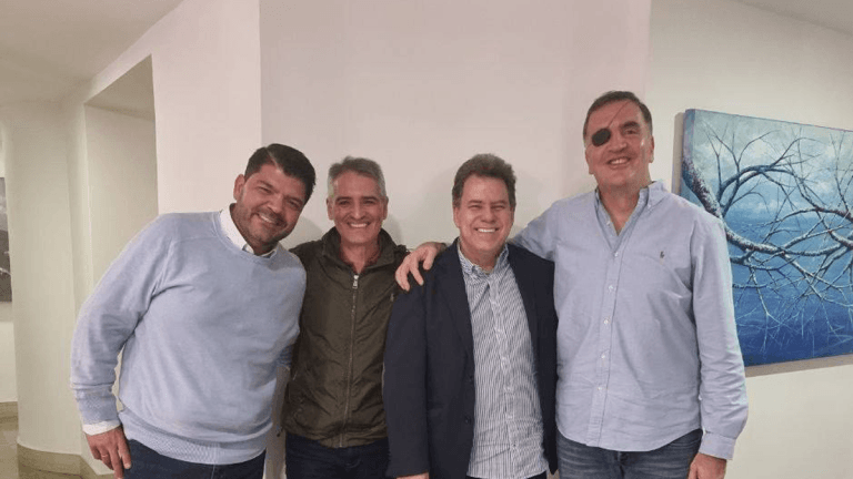 Aspirantes de centro derecha a la gobernación de Antioquia partieron cobija