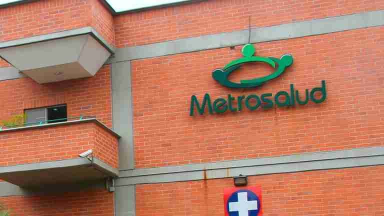Especialistas de Metrosalud llegan a un acuerdo para pago de salarios. No habrá suspensión del servicio
