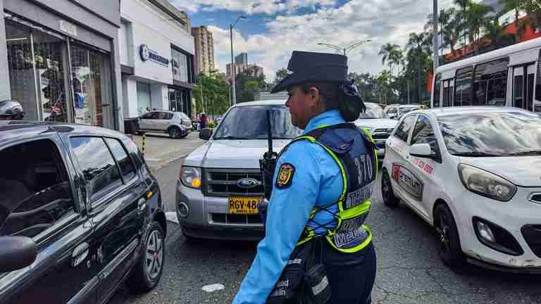 ¡Pilas! En Medellín todavía hay alrededor de 72.952 licencias de conducción vencidas 