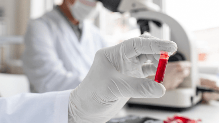 Nuevo análisis de sangre en Reino Unido detecta hasta 50 tipos de cáncer 