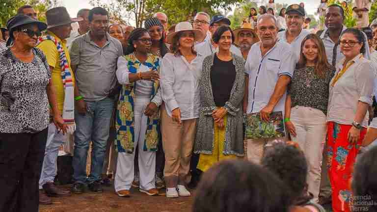 Agencia Nacional de Tierras entregó más de mil hectáreas en La Guajira