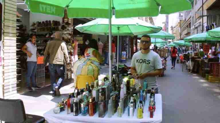 Alcaldía de Medellín entregó 725 permisos para ocupar espacio púbico a venteros informales 