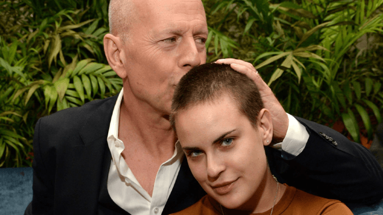 La hija de Bruce Willis comparte emotivos detalles sobre los primeros signos de demencia de su padre