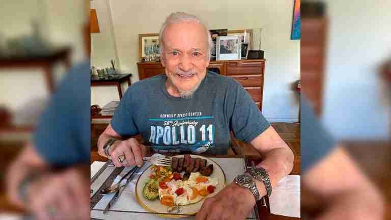 54 años del alunizaje: ¿por qué Buzz Aldrin usa tres relojes?