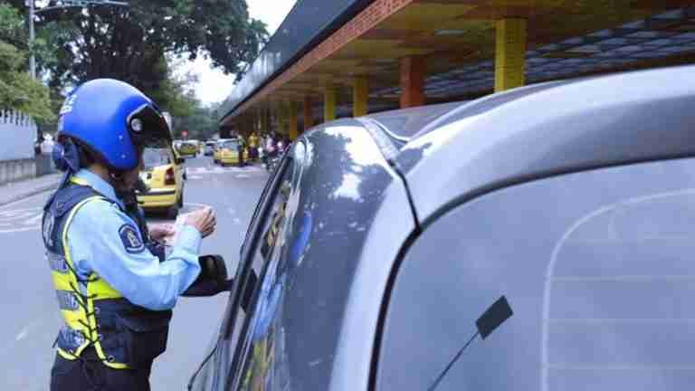 Hasta el 19 de septiembre podrá solicitar exención de PyP para vehículos híbridos eléctricos 