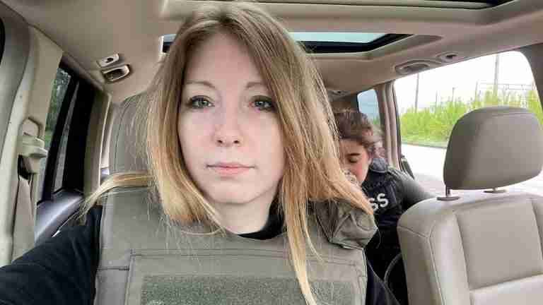 Murió Victoria Amelina, la escritora ucraniana que acompañaba a colombianos en el ataque ruso a Kramatorsk