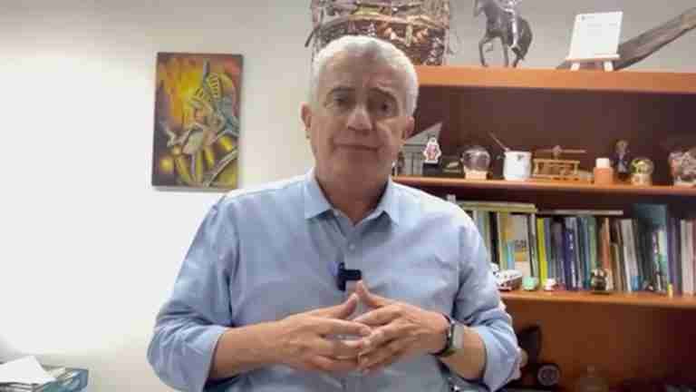 Algo huele mal: Procuraduría congela proyecto de vehículos recolectores de basura EMVARIAS que comprometería $251 mil millones 