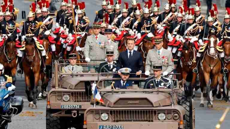 Día de la Bastilla en Francia: Emmanuel Macron fue abucheado