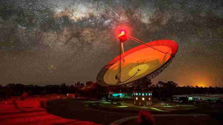 Científicos revelan nuevo plan para captar señales alienígenas hacia la tierra 