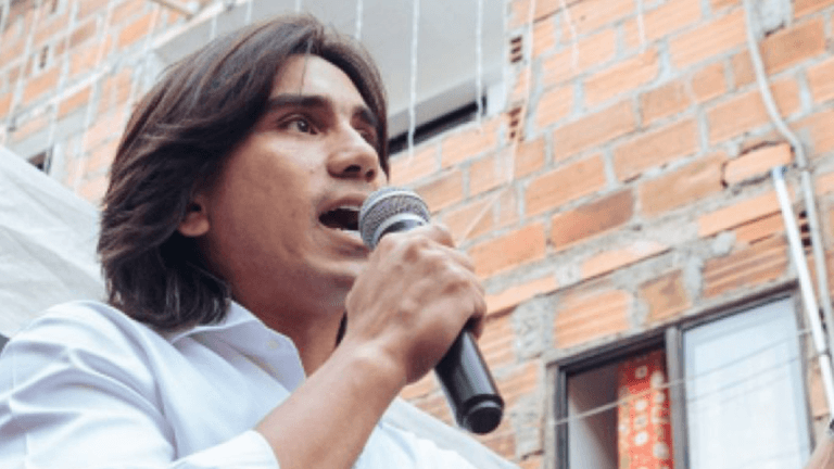 Mañana, Albert Corredor entregará 315.000 firmas para avalar su candidatura a la Alcaldía de Medellín
