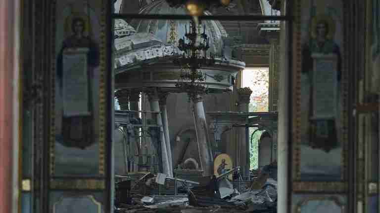 Rusia destruyó bienes culturales ucranianos y lo desmiente acusando a la incompetencia ucraniana