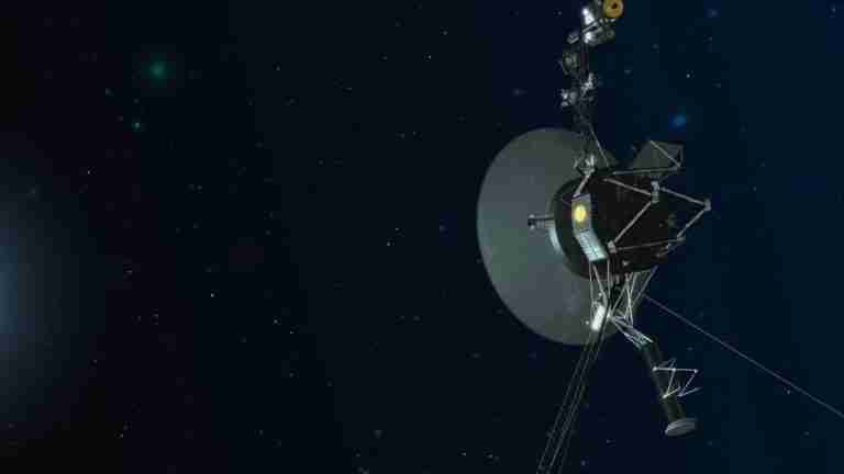 ¿En serio la NASA perdió contacto con una sonda que lleva casi 50 años en el espacio?
