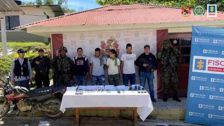 A la cárcel 4 presuntos integrantes del Clan del Golfo capturados con elementos de guerra en Remedios (Ant)