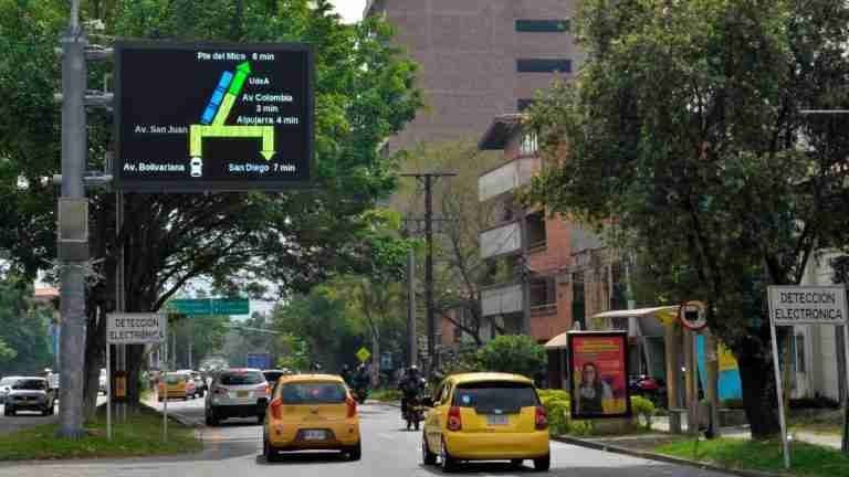 Medellín implementa 12 pantallas de mensajería variable para una movilidad eficiente