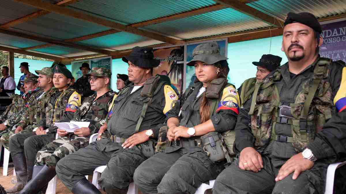 Disidencias de las Farc niegan ‘plan pistola’ y proponen cese al fuego