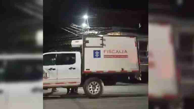 Las autoridades ofrecen 100 millones de pesos de recompensa por los autores del doble homicidio en Manrique
