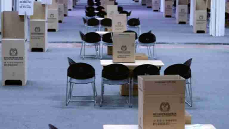 Colegios en mantenimiento de Medellín podrían afectar votaciones si no se ejecuta a tiempo 