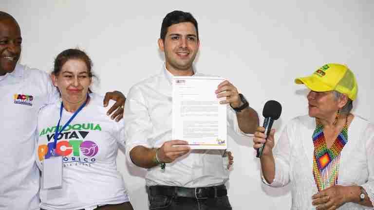 Pacto Histórico apoyará a Esteban Restrepo a la Gobernación de Antioquia 