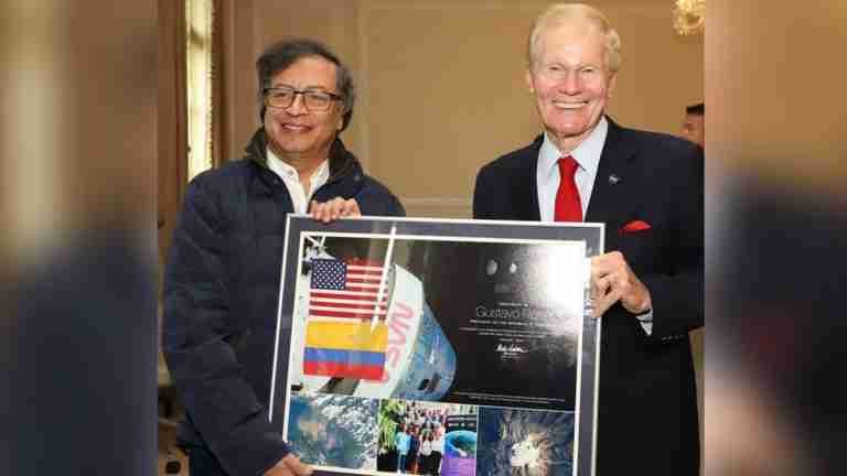 Petro se reunió con el director de la NASA. ¿De qué hablaron?