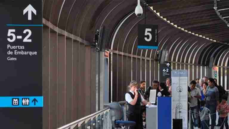 Nuevas rutas aéreas fortalecen el turismo internacional en Rionegro: México, el Caribe y próximamente Perú