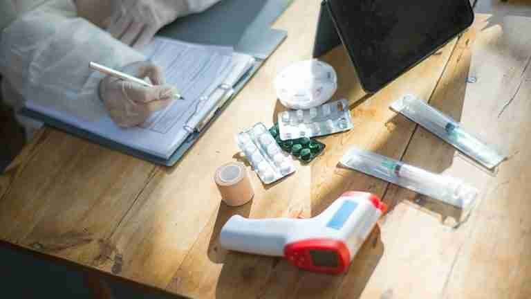Abren investigación por presuntas irregularidades en sector salud