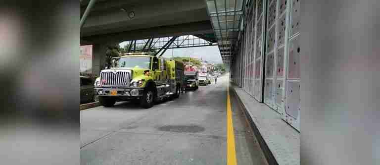 Un peatón generó accidente en el Metroplús que dejó 10 pasajeros lesionados