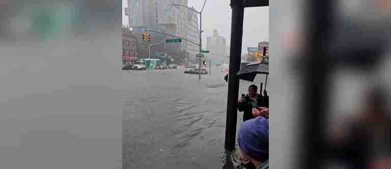 Declaran estado de emergencia en Nueva York por fuertes lluvias e inundaciones 
