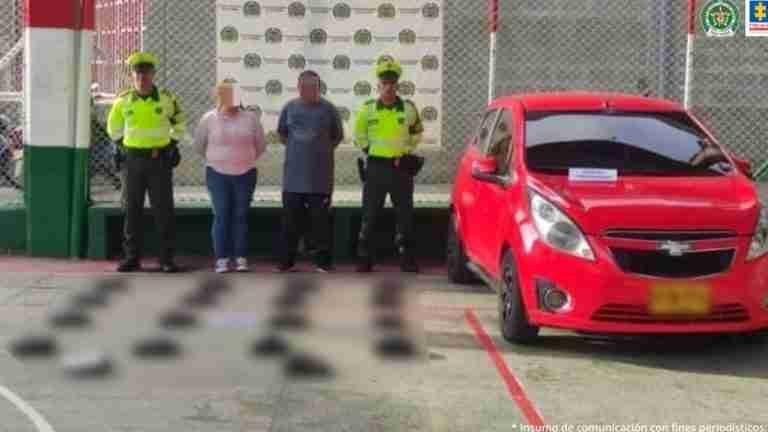Casa por cárcel para pareja que, al parecer, transportaba más de 9.000 gramos de marihuana en su carro.